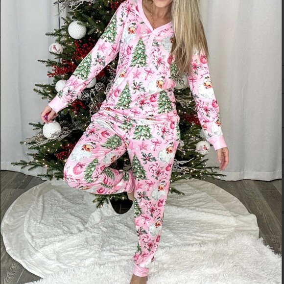 NEW! Shirley & Stone Pink Santas & Candy Canes Pajamas Size XL - Picture 1 of 7